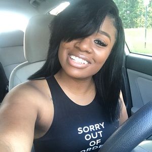 Meet your Posher, Veronica Leigh